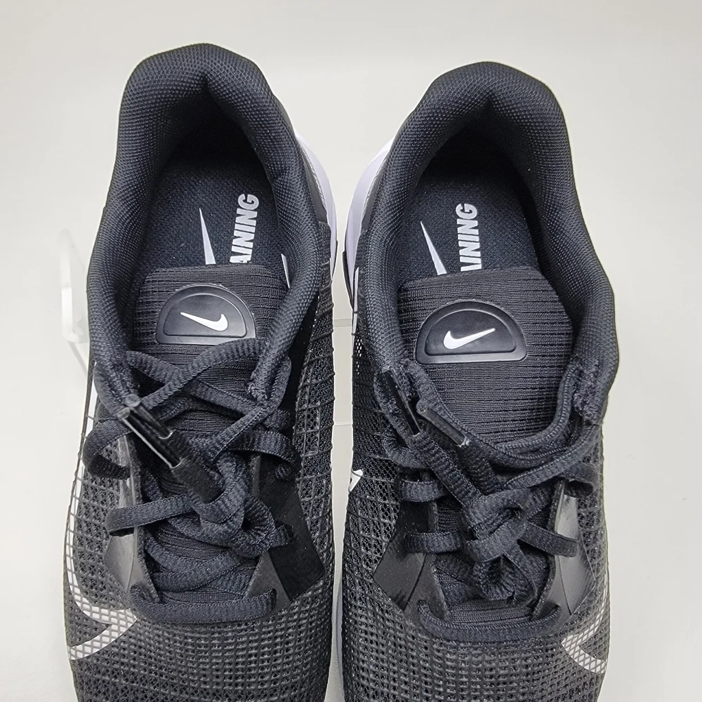 Nike lightweight athletic